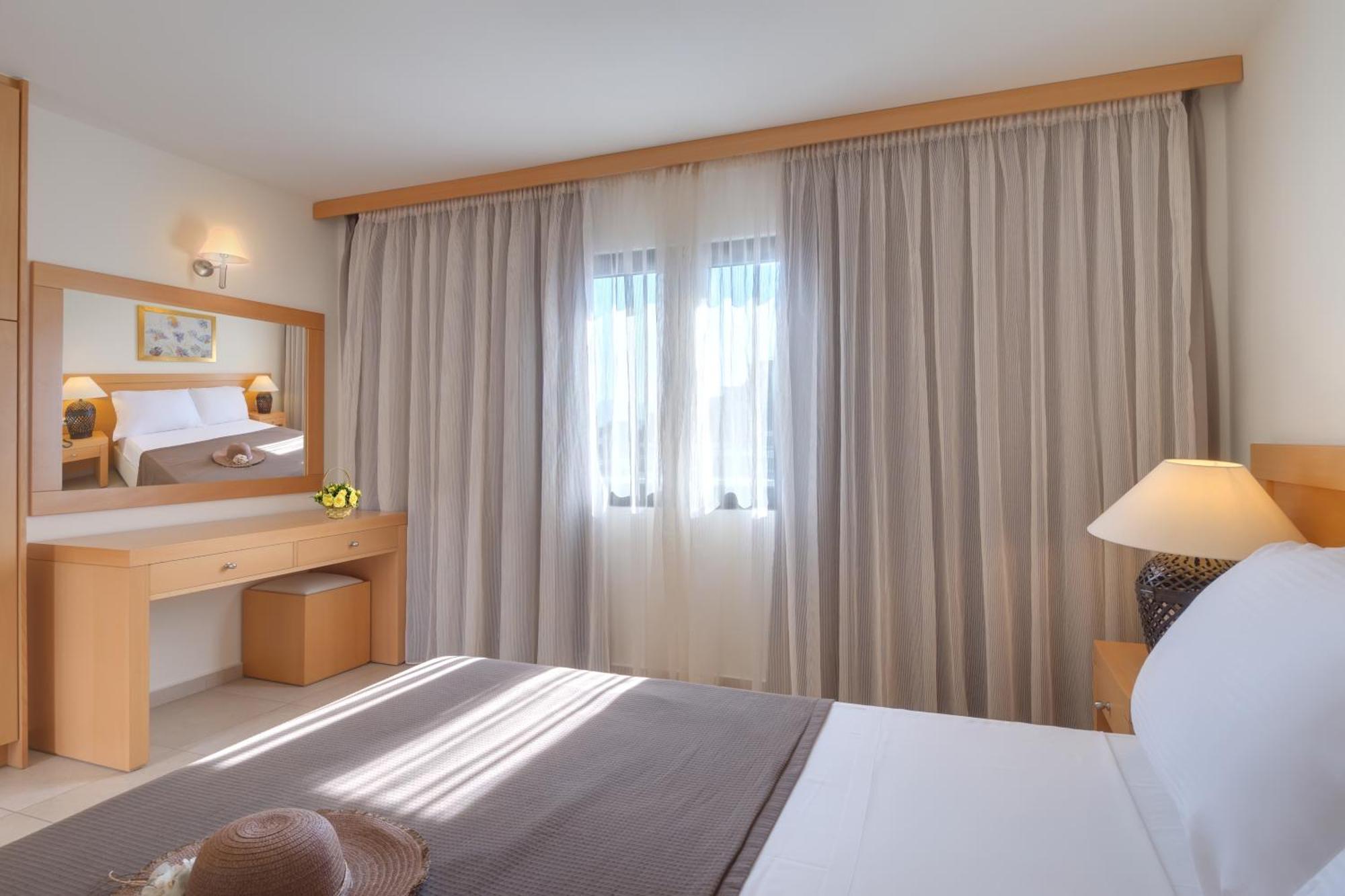 Ariadne Beach - Adults Only آغيوس نيكولاوس الغرفة الصورة
